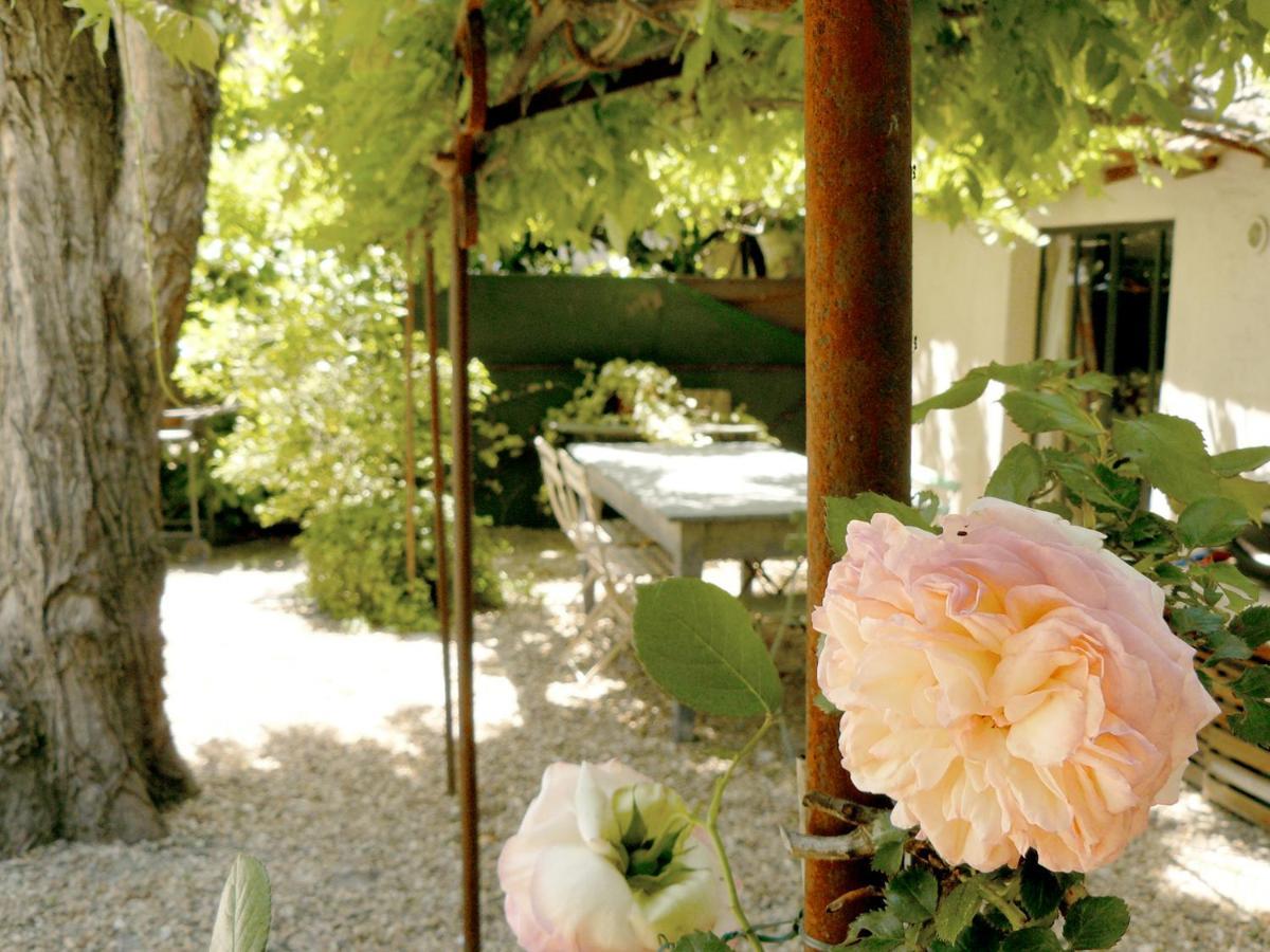 Maison Piloni L'Isle-sur-la-Sorgue Kültér fotó